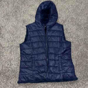 Navy blue puffer vest